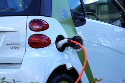 electric vehicle battery energy storage technology modern infrastructure charging clean power