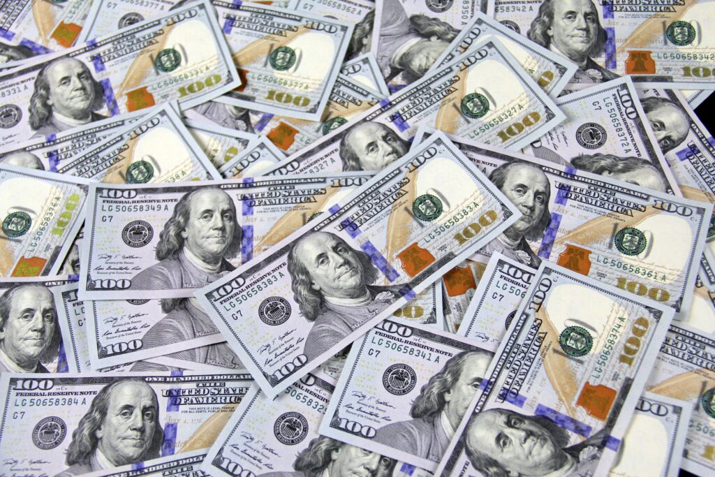 Ghana West Africa economy finance banking growth modern city investment